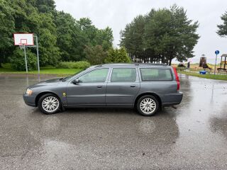 Volvo V70 2.4 96kW