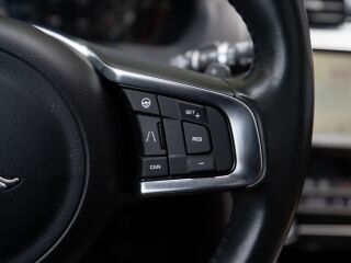 Jaguar F-Pace Prestige 2.0 132kW