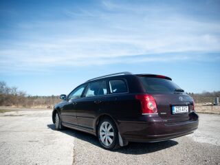 Toyota Avensis 2.0 108kW