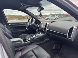 Porsche Cayenne 3.0 180kW