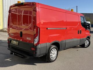 Iveco Daily 35S12 A8 V 9M3 L2H1 S/S HI-MATIC 2.3 R4 TURBO 116 85kW