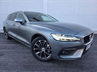 Volvo V60 Momentum Luxury 2.0 D3 110кВ