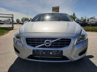 Volvo V60 OCEAN RACE AWD 2.4 151kW