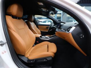 BMW 320 d xDrive Touring M-Sportpakett LCI 2.0 MHEV 140kW