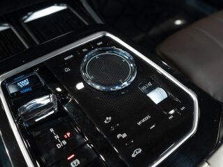 BMW i7 xDrive60 400kW