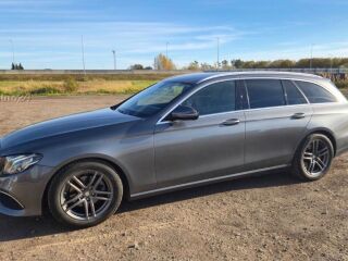 Mercedes-Benz E 200 amg 1.6 118kW