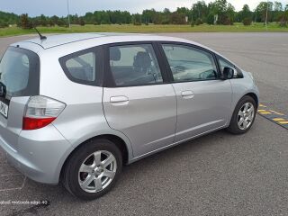 Honda Jazz 1.3 73кВ