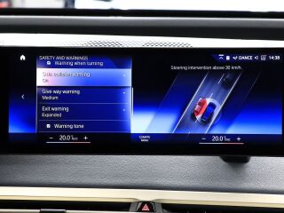 BMW iX xDrive 40 240кВ