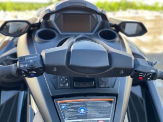 Yamaha FX SVHO Audio