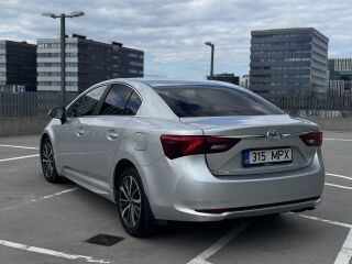 Toyota Avensis 1.8 108kW