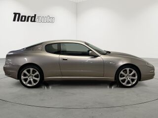 Maserati Coupe Cambiocorsa 4.2 V8 287кВ