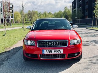 Audi S4 Cabriolet V8 RED 4.2 253kW