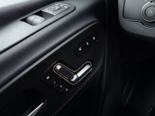 Mercedes-Benz Sprinter 319 CDI 3.0 V6 140кВ