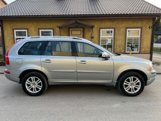 Volvo XC90 Facelift SUMMUM 4WD 2.4 D5 147kW