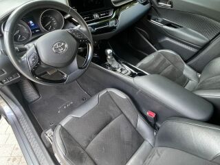 Toyota C-HR Style Plus 1.8 72kW