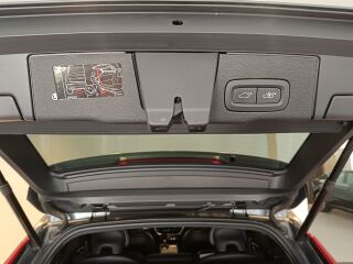 Volvo XC60 AWD R-Design B4 KERS 2.0 145кВ