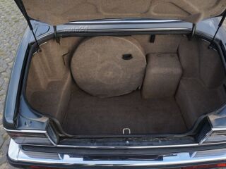 Daimler Double-Six 6.0 V12 229kW