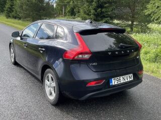 Volvo V40 D2 2.0 88kW