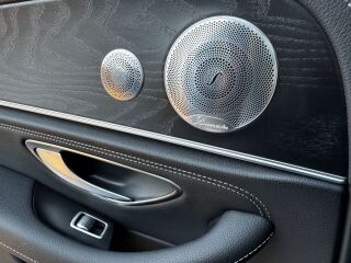 Mercedes-Benz E 300 AMG / Pano / Burmester / AIRMATIC 2.0 225кВ