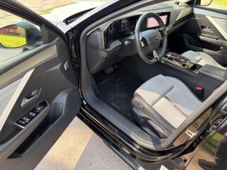 Opel Astra Innovation Plus 5D 1.2 96kW