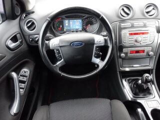 Ford Mondeo Turnier Titanium 2.0 TDCi 103kW