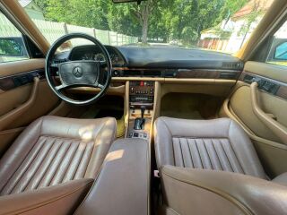 Mercedes-Benz S 560 SEL