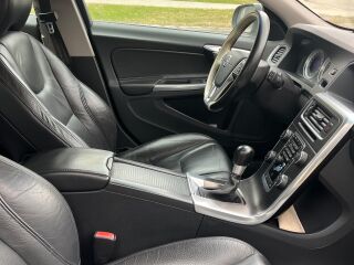 Volvo V60 2.0 120kW