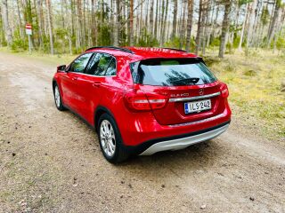 Mercedes-Benz GLA 200 2.0 100kW