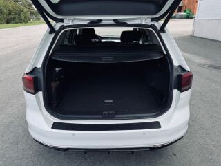 Volkswagen Passat R-Line 2.0 R4 TDi 110kW