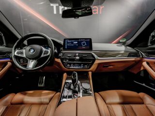 BMW 530 M-Paket X-Drive Facelift shadowline 3.0 210kW
