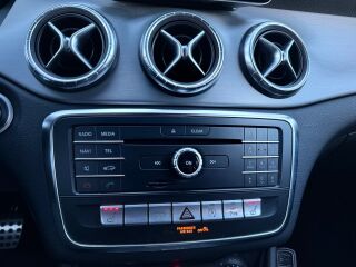 Mercedes-Benz CLA 180 AMG Shooting Brake Facelift 1.6 90kW