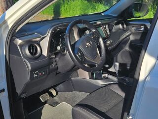 Toyota RAV4 2.5 114kW