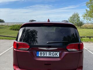 Chrysler Pacifica Touring L 3.6 214kW