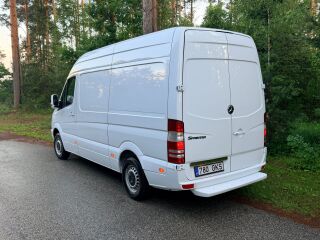 Mercedes-Benz Sprinter FOODTRUCK 2.1 R4 65кВ