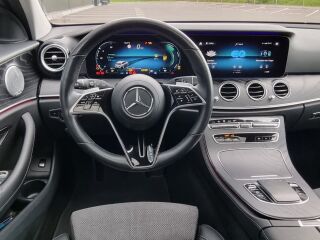 Mercedes-Benz E 300 de T EQ NIGHT PACK AVANTGARDE 2.0 225kW
