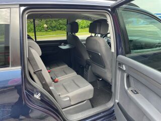 Volkswagen Touran Comfortline 1.6 77kW