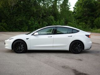 Tesla Model 3 208кВ