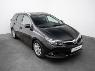 Toyota Auris 1.6 97kW