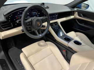 Porsche Taycan 4S Cross Turismo 420kW