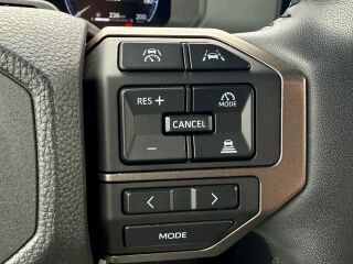 Toyota Land Cruiser SUV Prestige 2.8 D-4D 151kW