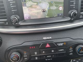 Kia Sorento 2.2 CRDi 147кВ
