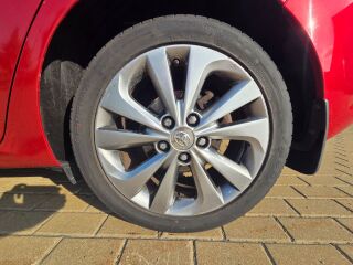 Toyota Auris Auris hybrid 5d hatchbac 1,8 lux 1.8 73kW