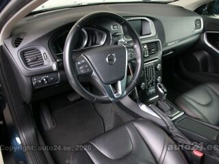 Volvo V40 Cross Country SUMMUM INTELLI SAFE MY17 2.0 D4 140kW