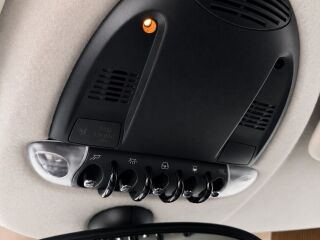 MINI Cooper D 2.0 82kW