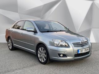 Toyota Avensis Linea Sol 2.4 120kW