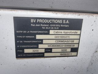 Mercedes-Benz Sprinter 2.1 70кВ