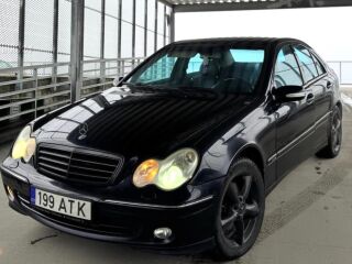 Mercedes-Benz C 240 Avantgarde 4Matic 2.6 125kW