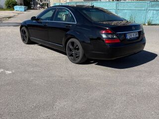 Mercedes-Benz S 320 3.0 173kW