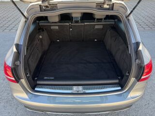 Mercedes-Benz C 350 e Avantgarde Plug-in Hybrid Pano ACC 2.0 205kW