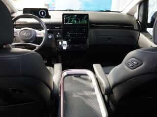 Hyundai Staria Premium Signature 4WD 2.2 CRDi 130kW